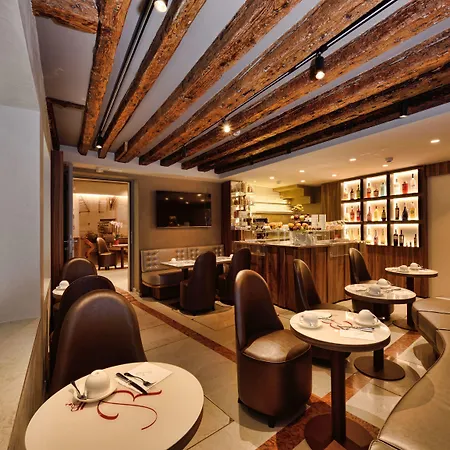 Rosa Salva 3* Venice