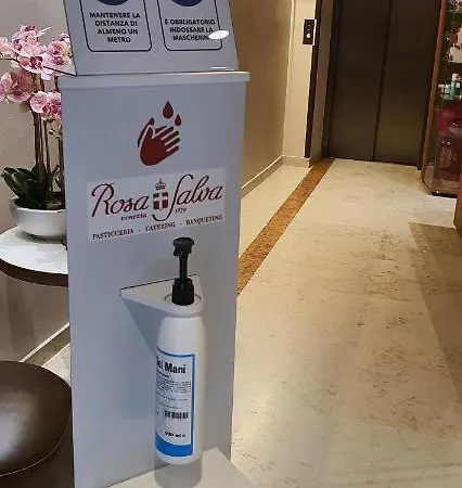 Rosa Salva Venecia