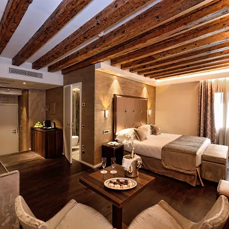 Rosa Salva Hotel 3*
